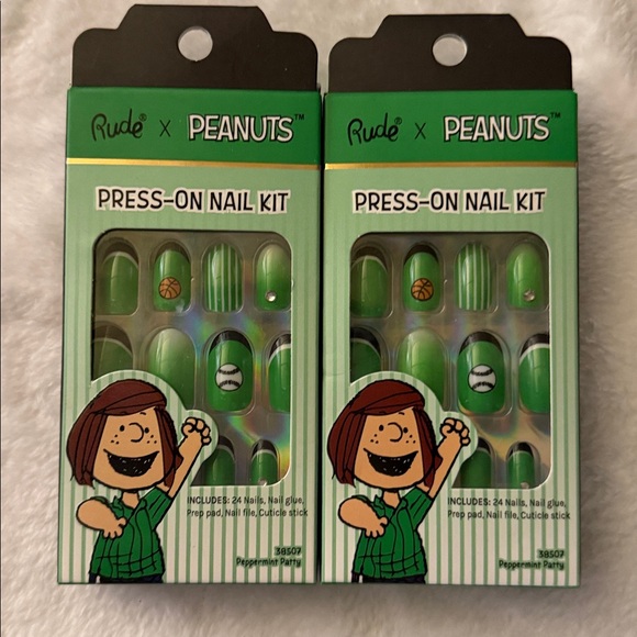 2 Rude Peanuts Peppermint Patty Press-On Nail Kits - Picture 2 of 7